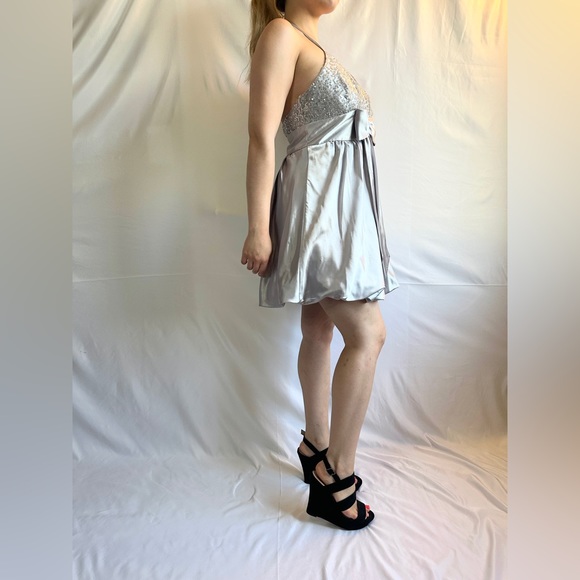 Fiesta Sparkly Glitter Silver Metallic Deep V Halter Mini Homecoming Dress - S - Picture 3 of 16